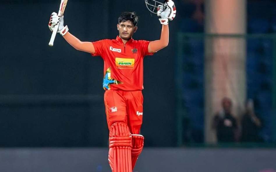 Priyansh Arya (PBKS) – 28 Sixes