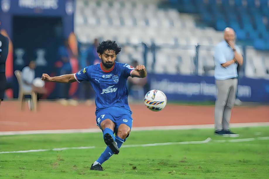Lack of Depth at Right-Back