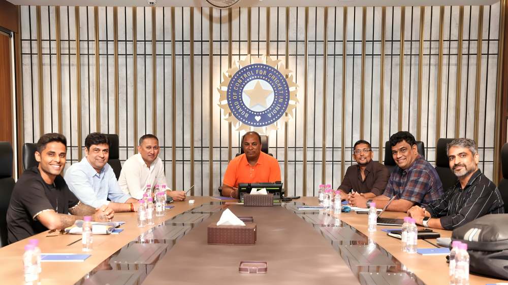 Pragyan Ojha Emerges as Leading Candidate for BCCI Selection Panel